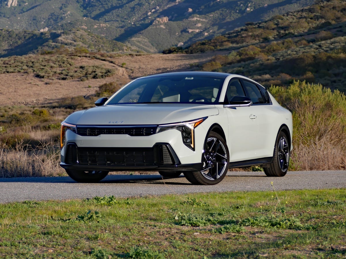 2025 Kia K4 Review 2025-kia-k4-review